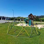 Goscinne Budzowie *