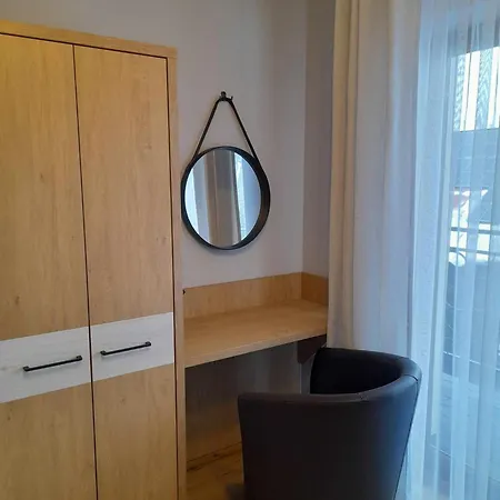 Homestay Goscinne Budzowie